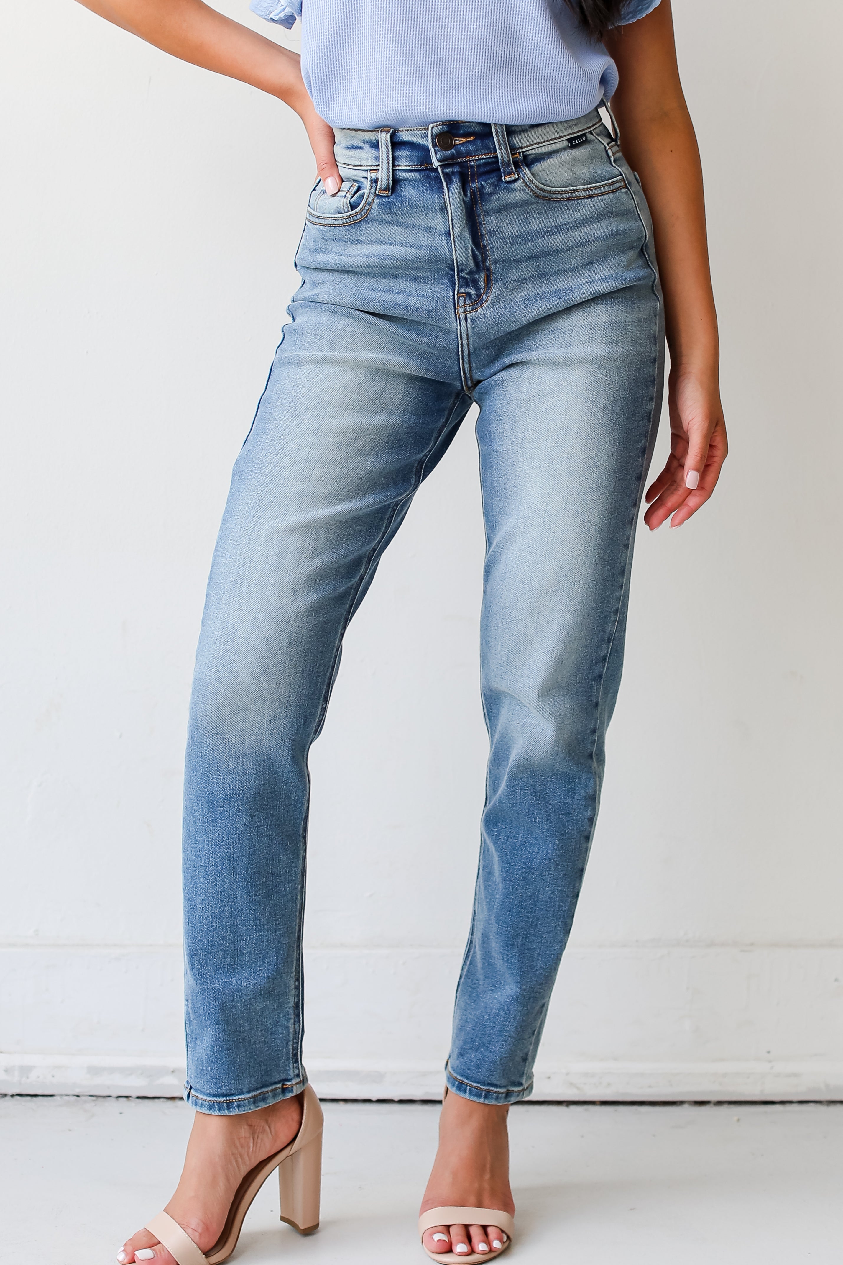 Mom Jeans close up