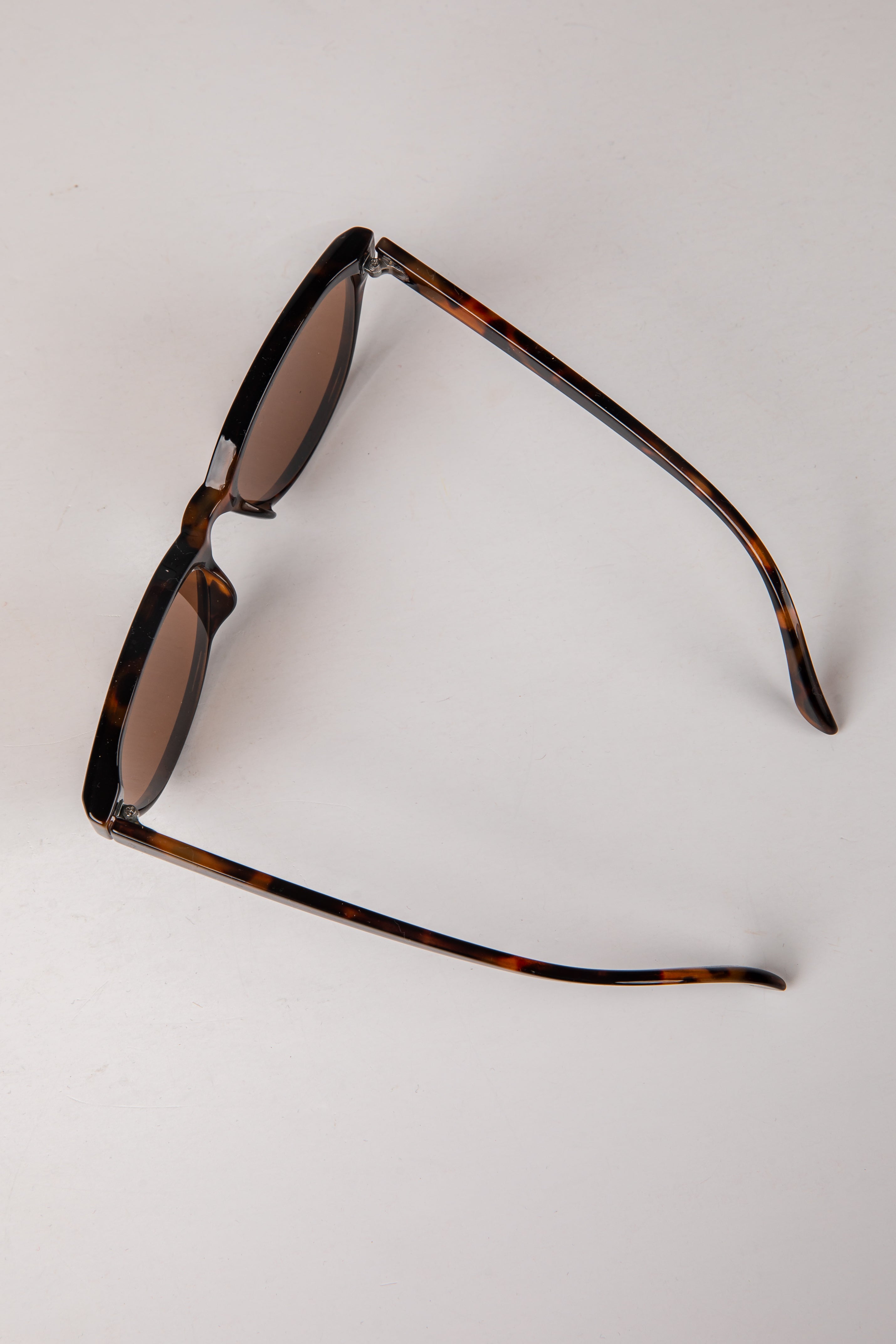Garden Party Tortoise Cat Eye Sunglasses