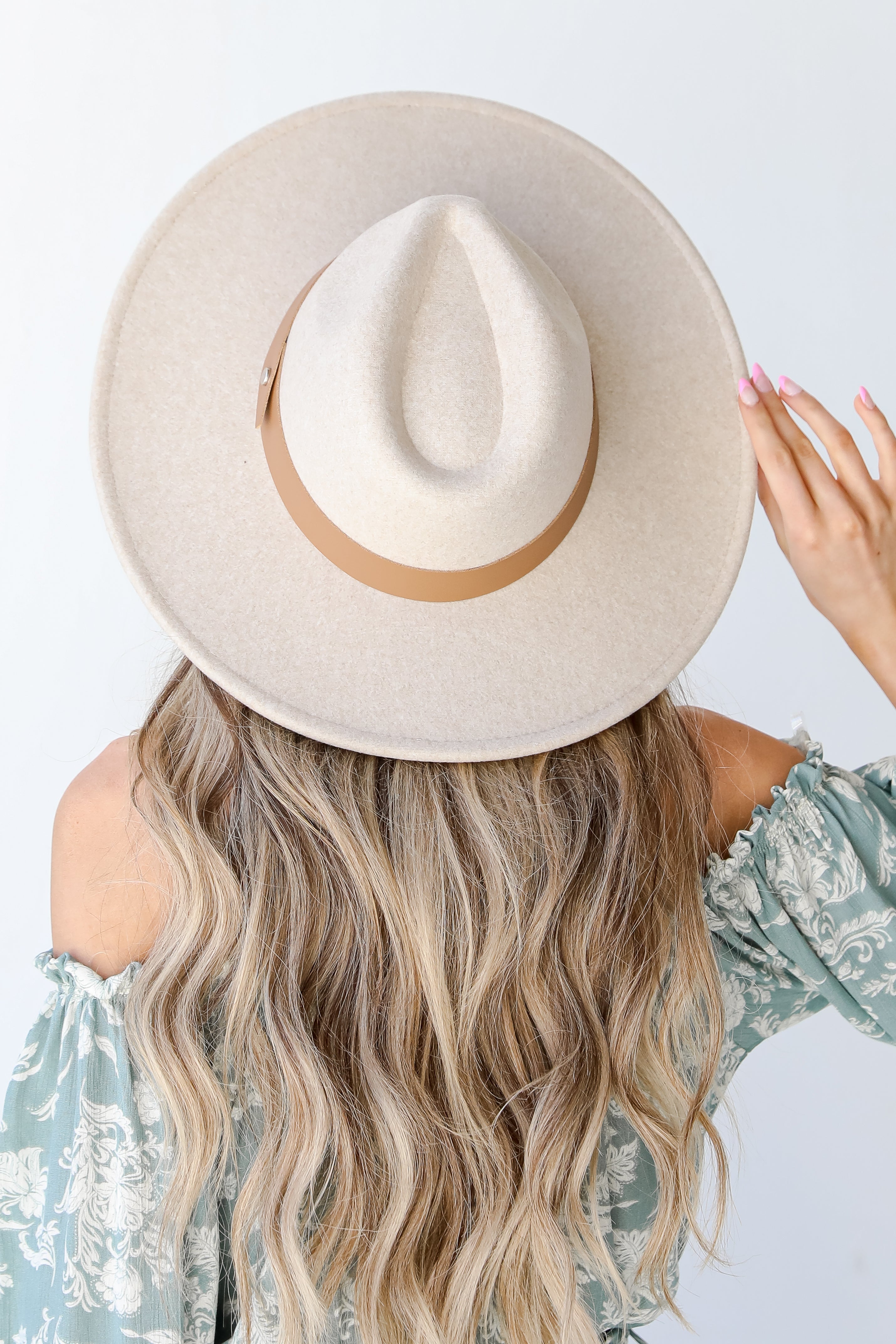 Wide Brim Fedora Hat on model