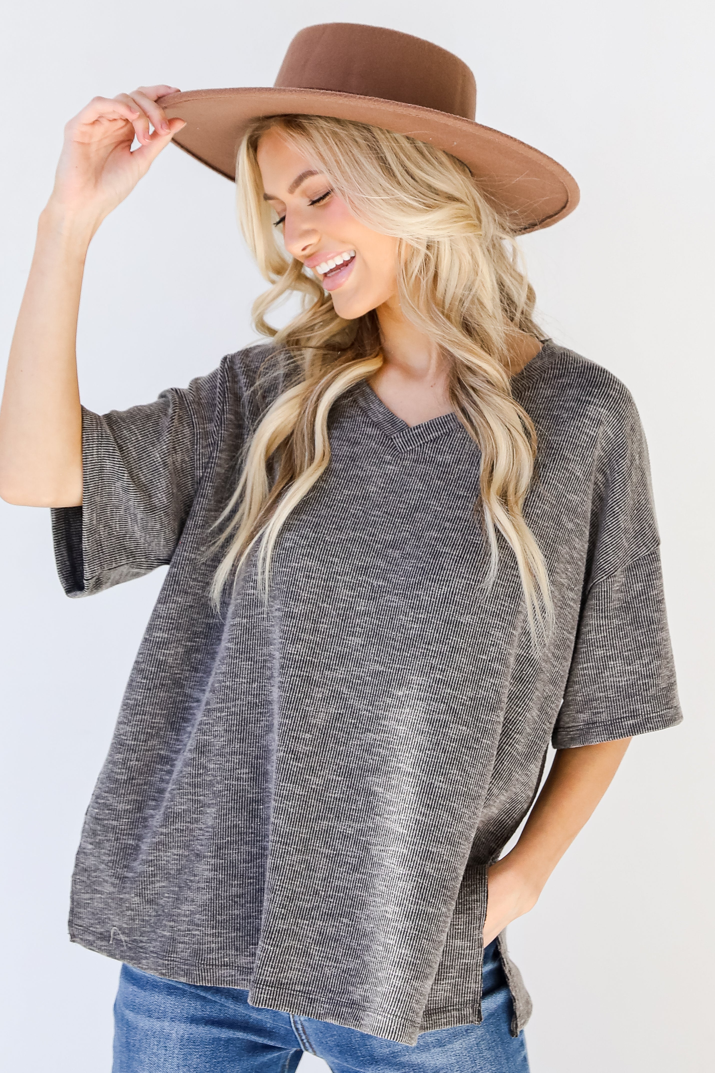 Ribbed Tee in black