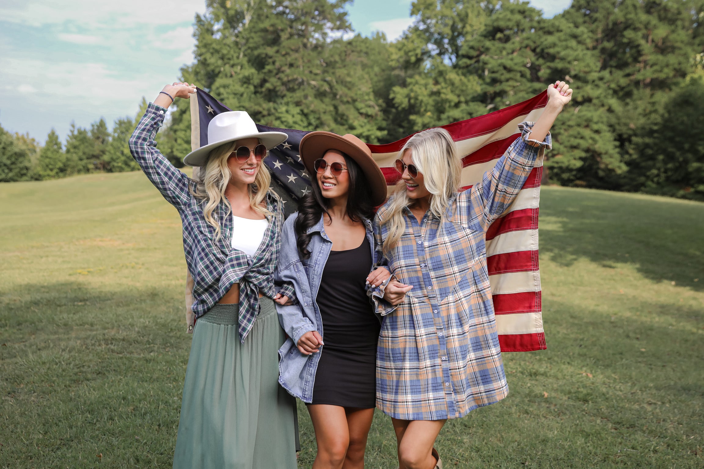 models wearing cute fall outfits