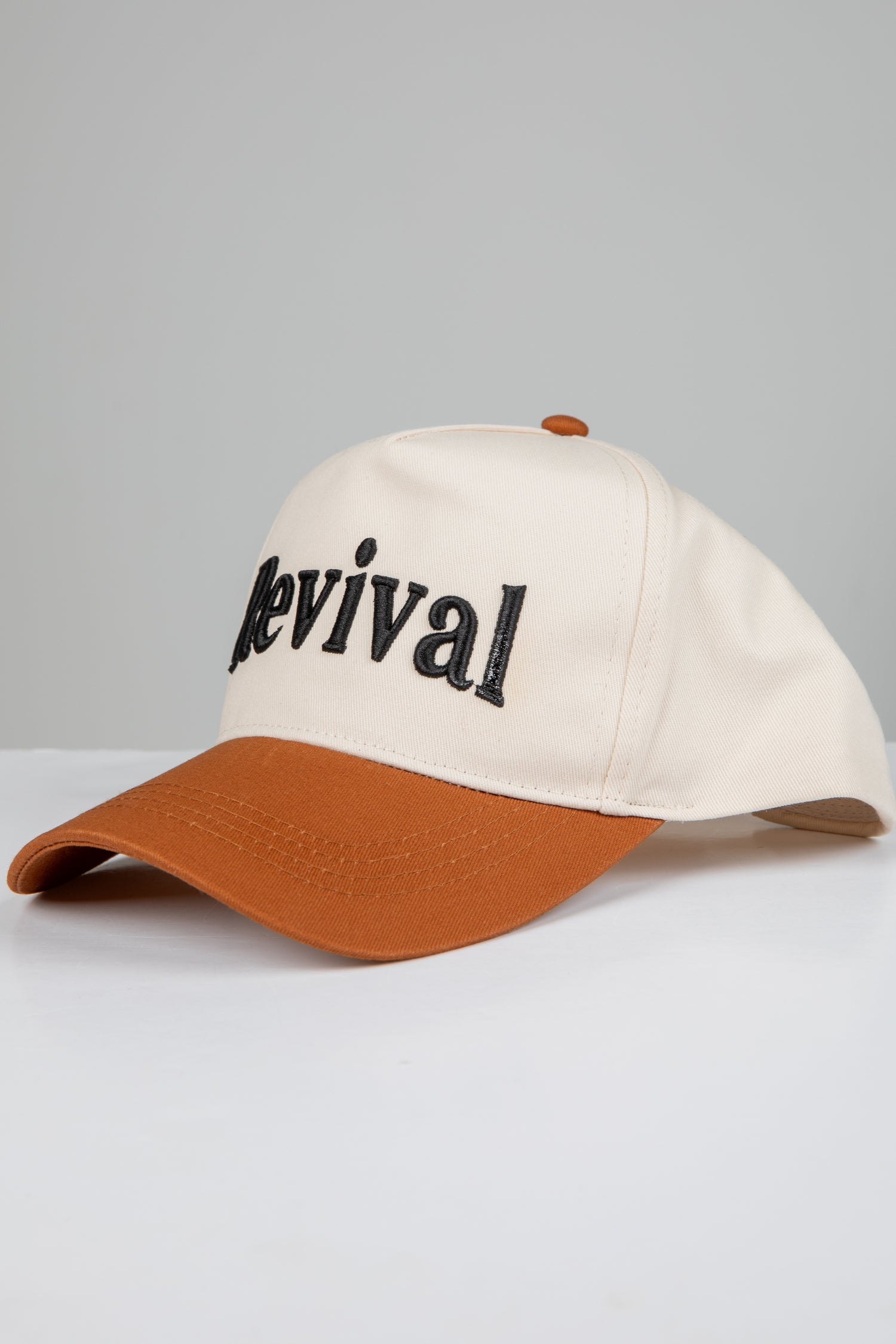 Cap with &