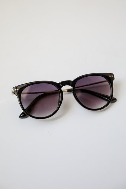 Always Your Favorite Round Sunglasses