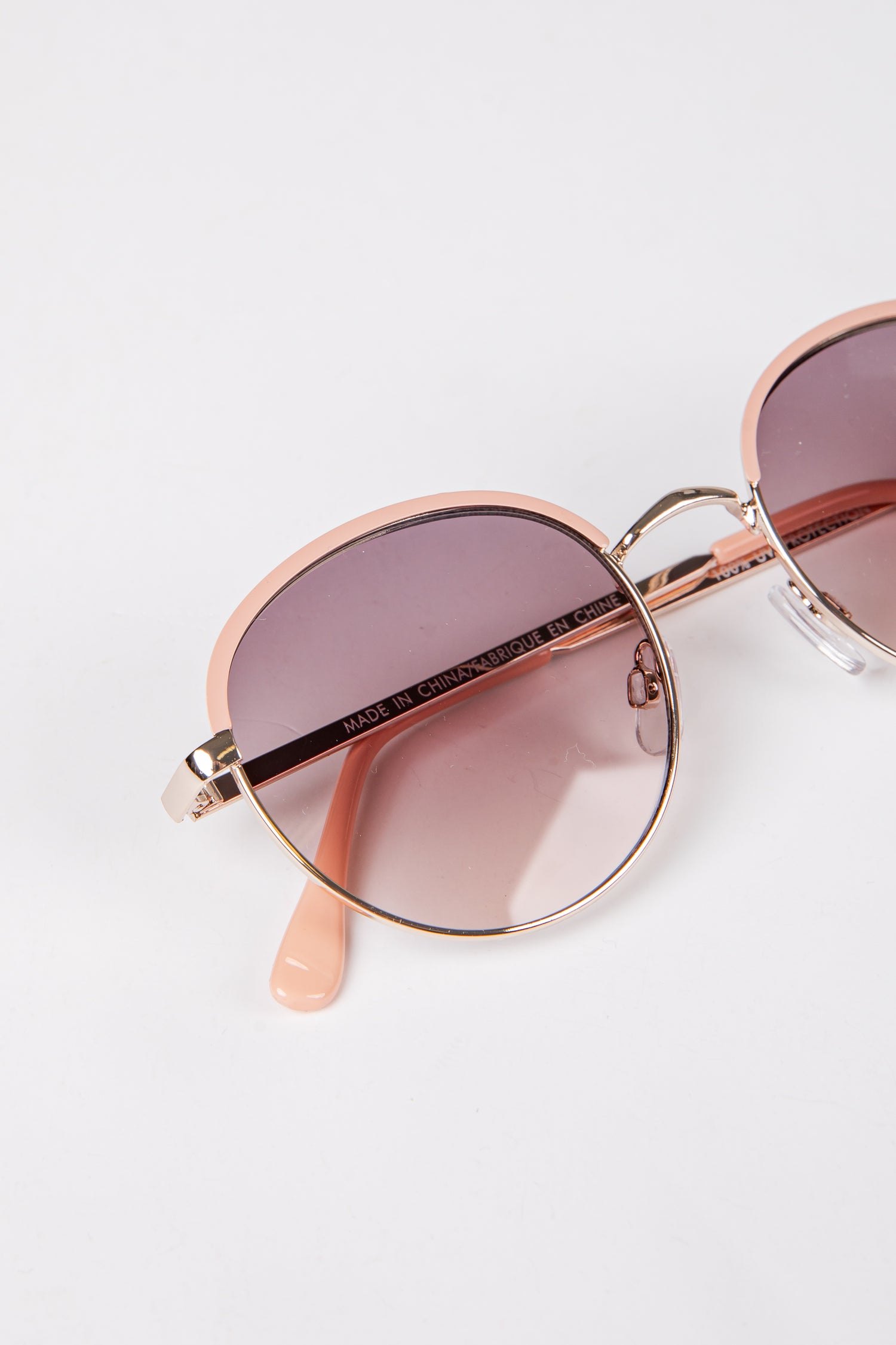 Throwing Shade Round Sunglasses