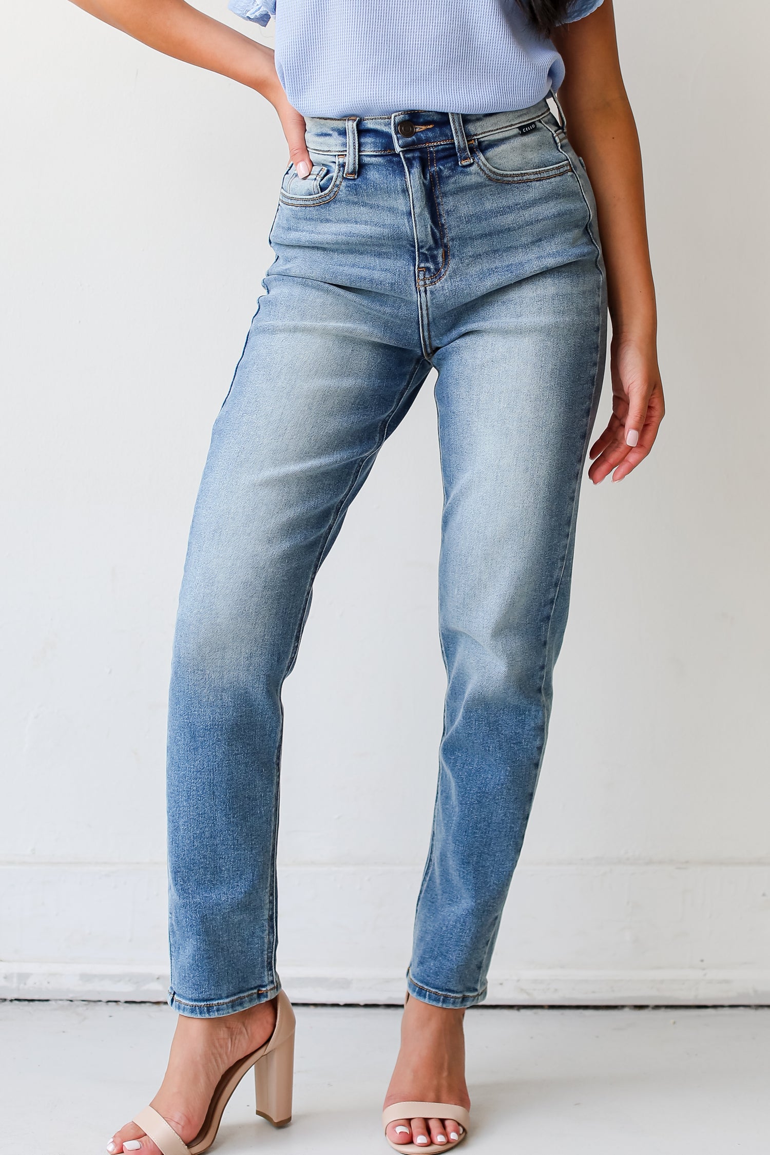 Mom Jeans close up