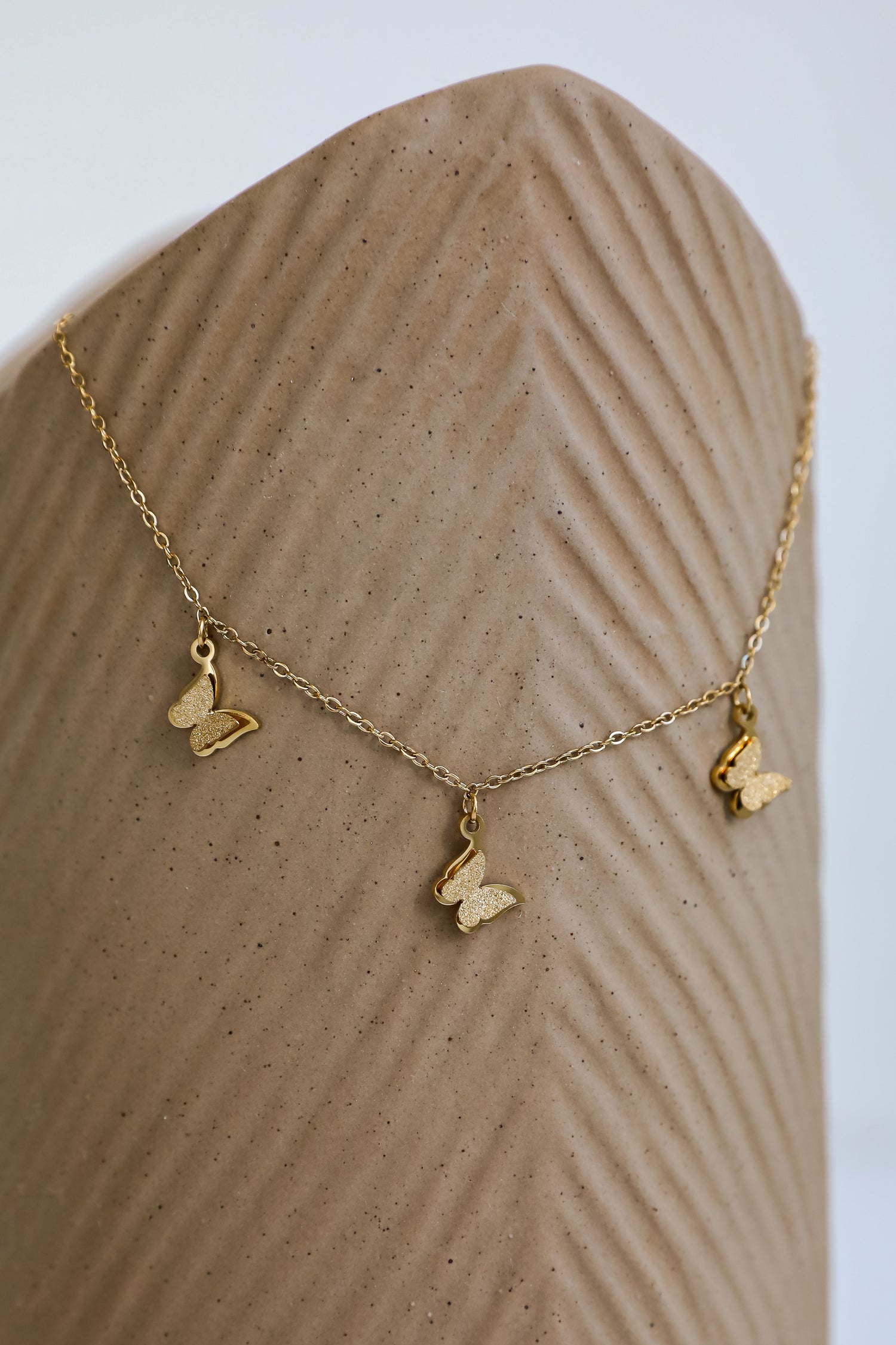 Ariana Gold Butterfly Charm Anklet