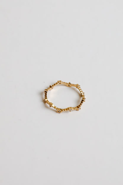 Everleigh Gold Rhinestone Heart Ring