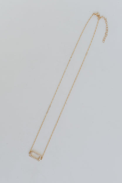 trendy gold necklaces