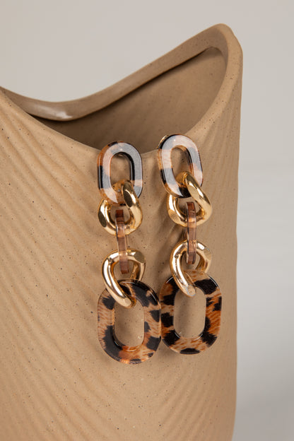 trendy earrings