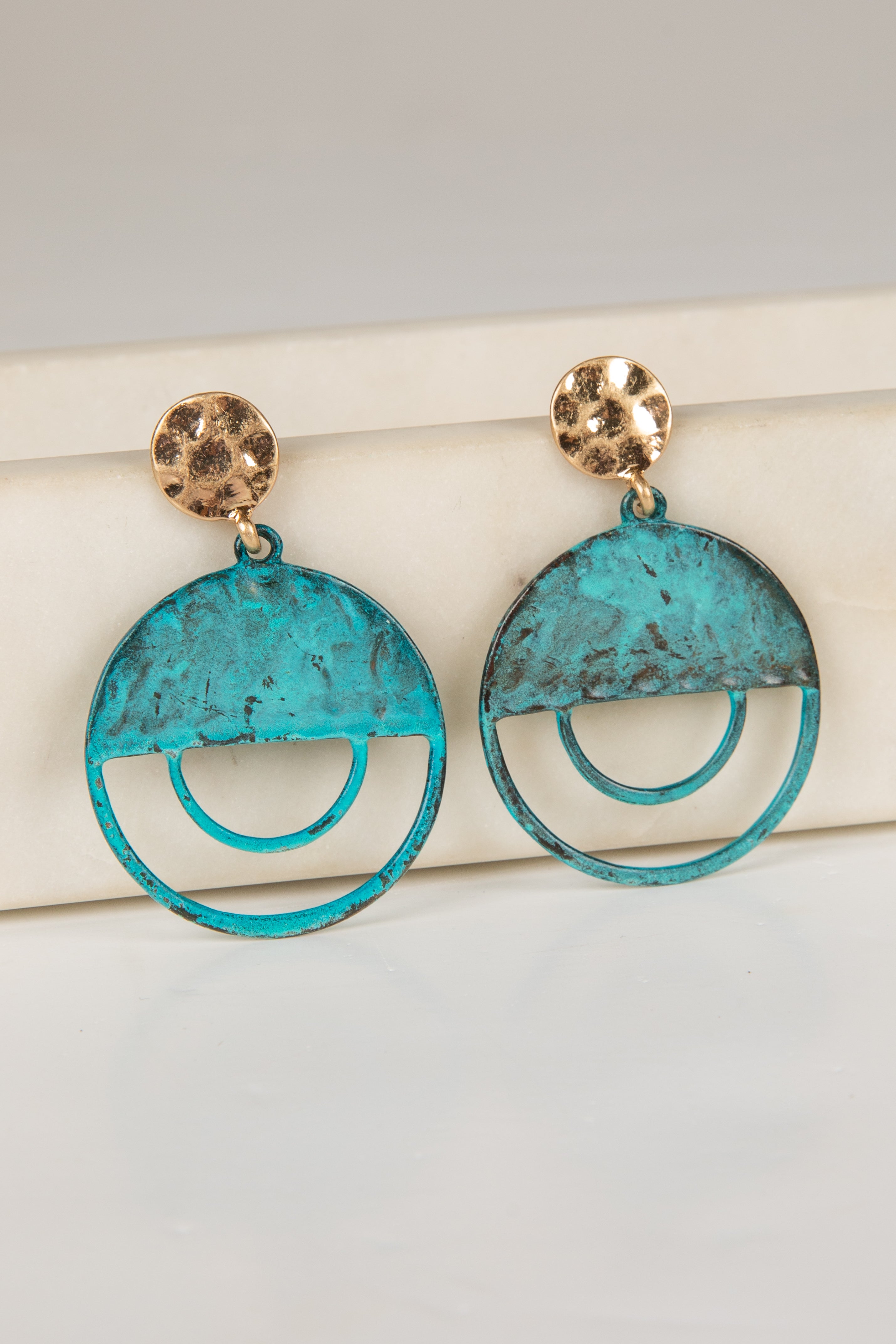trendy earrings