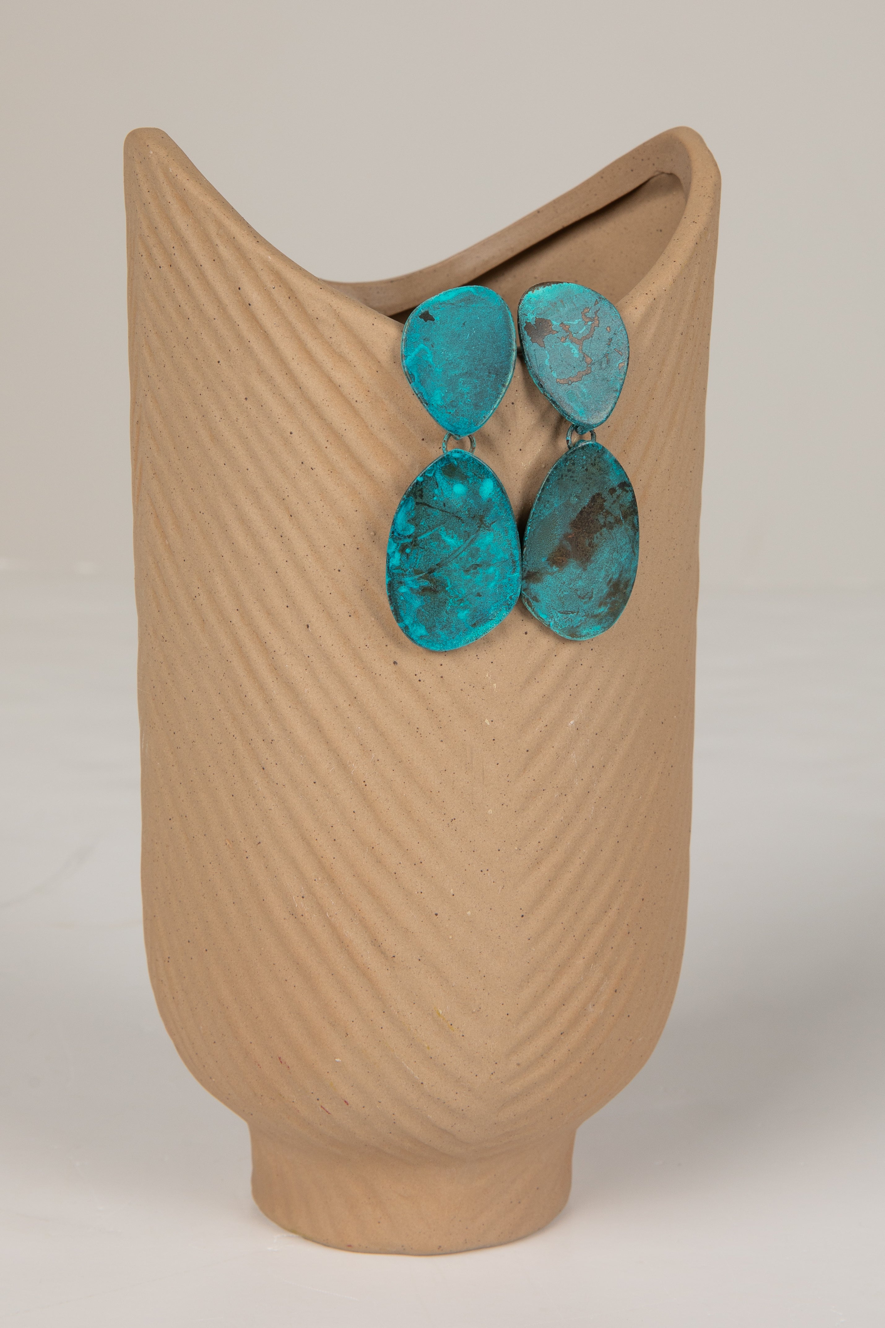 trendy earrings