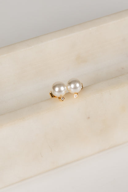 pearl earrings