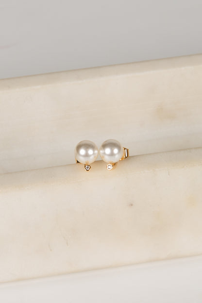pearl stud earrings