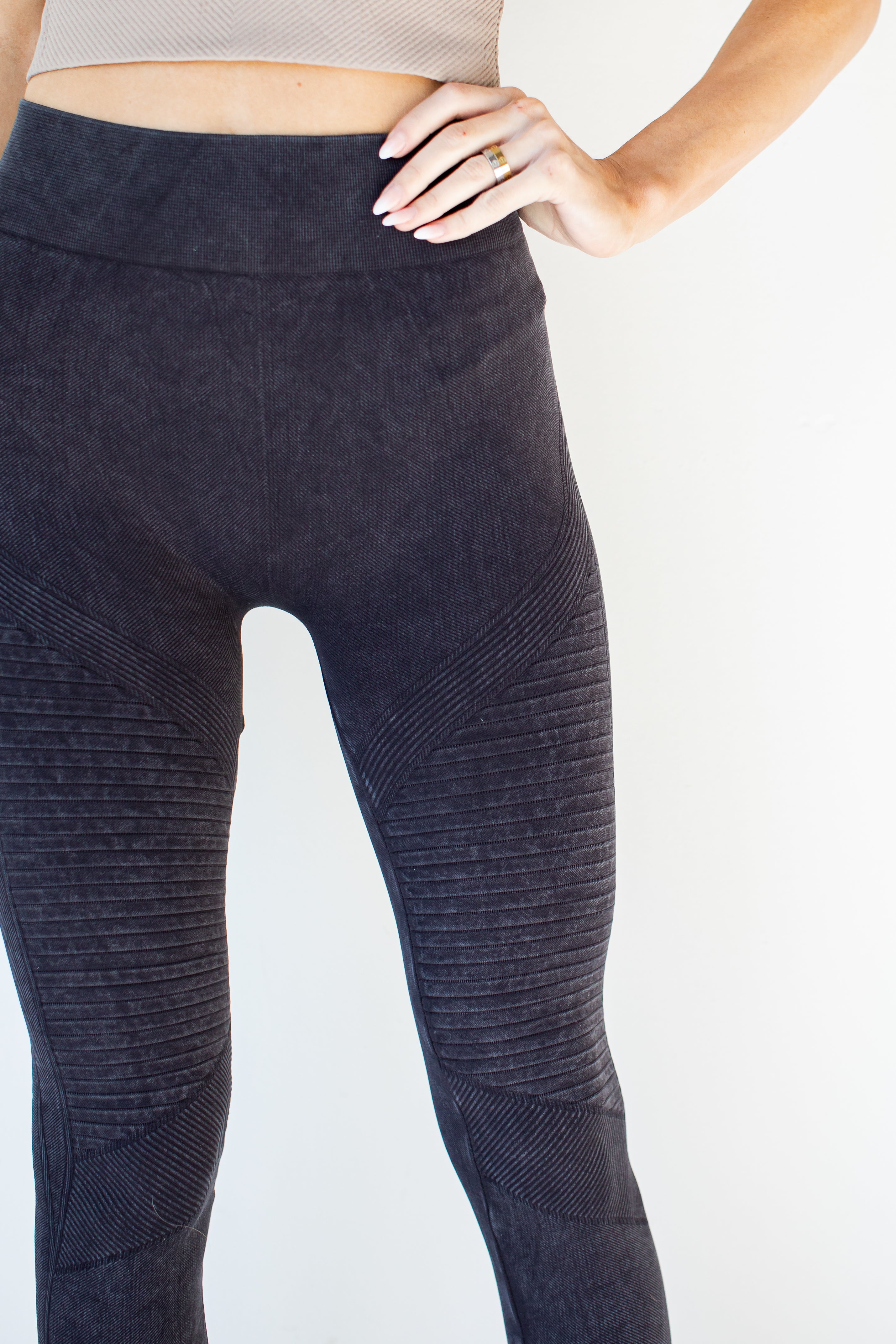 Seamless Moto Leggings front view