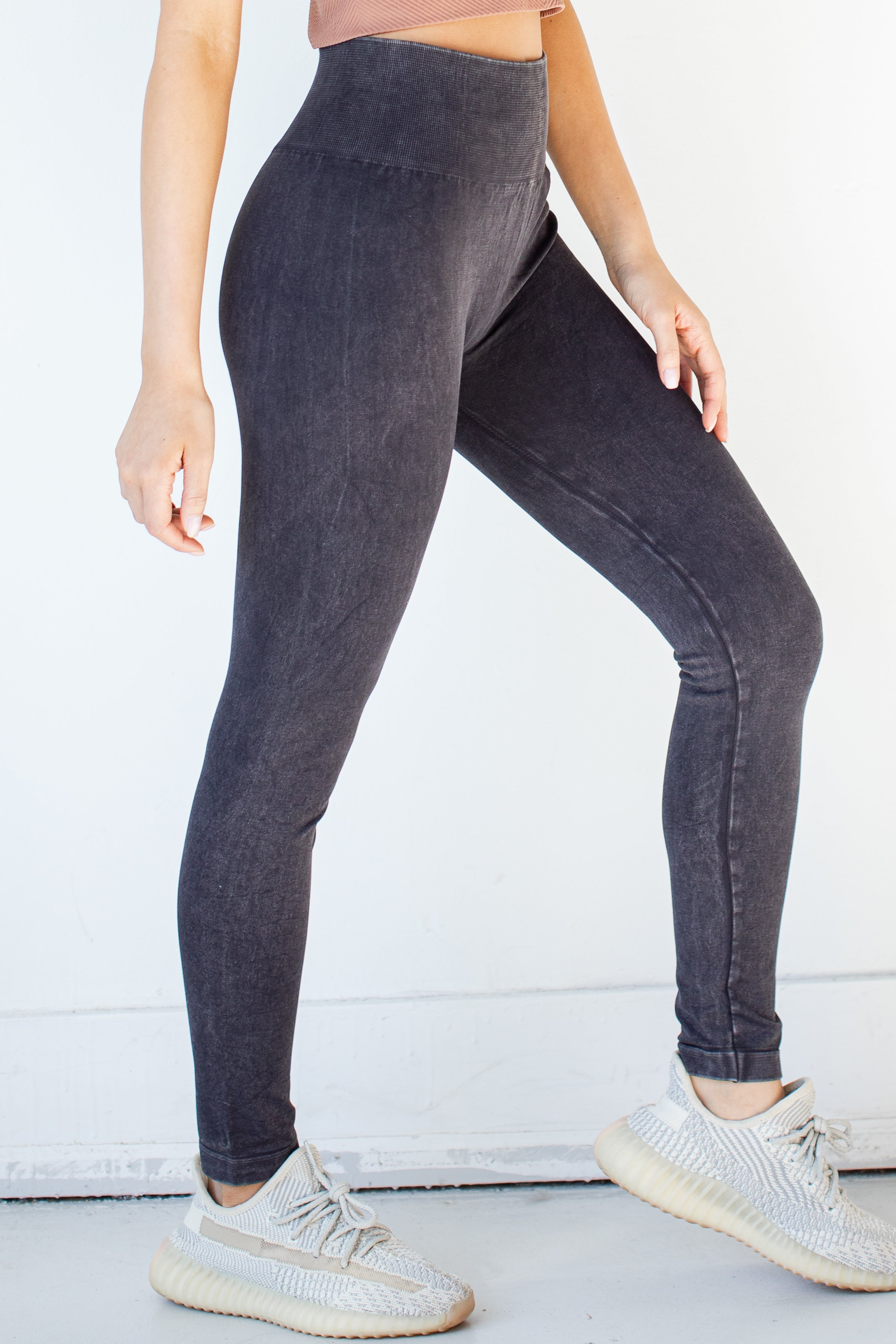 Seamless Leggings side view